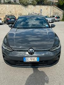 Golf VIII 1.5 etsi 150 CV EVO ACT DSG R-LINE