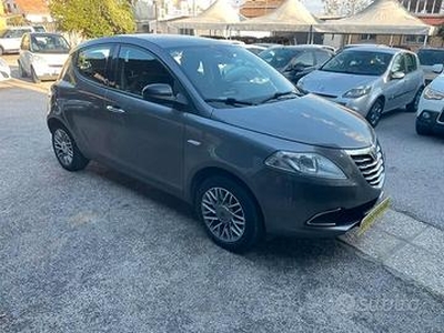 Lancia Ypsilon 1.2 69 CV 5 porte GPL Ecochic Gold