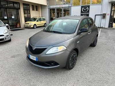 Lancia Ypsilon 1.2 69 CV 5 porte S&S Gold