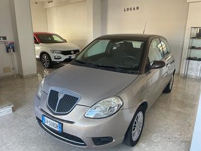 LANCIA YPSILON 1.4 16V ORO 