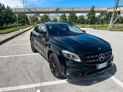 Mercedes Benz GLA 200 D Night Edition