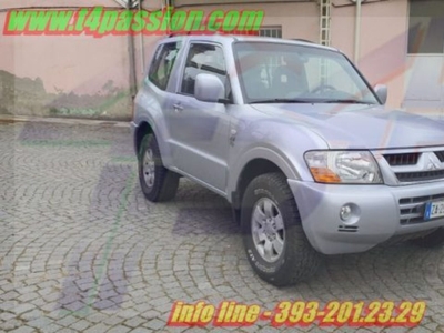 Mitsubishi Pajero 2.5 TDI 3p. Instyle usato