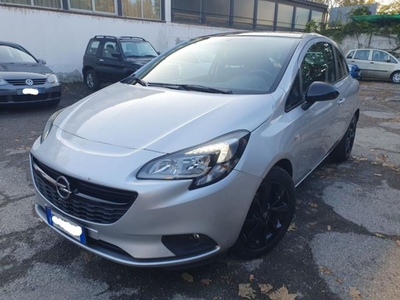 Opel Corsa Coupé 1.2 b-Color usato