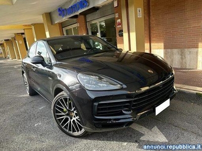 Porsche Cayenne Coupé 3.0 V6 E-Hybrid Roma