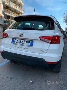 Seat arona metano