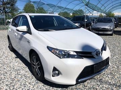 Toyota Auris 1.8 Hybrid Lounge