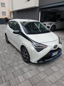 TOYOTA Aygo 2ª serie - 2020