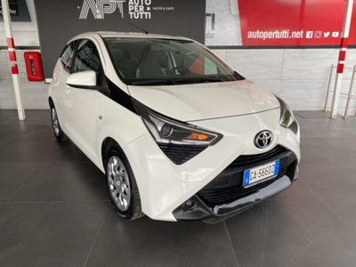 Toyota Aygo Connect 1.0 VVT-i 72 CV 5 porte x-play usato