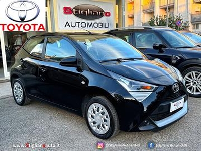 TOYOTA Aygo Connect 1.0 VVT-i 72 CV 5p. x-cool NEO