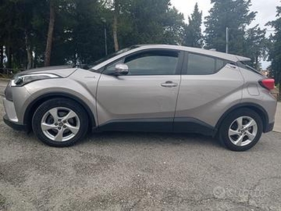 Toyota C-HR VERO AFFARE