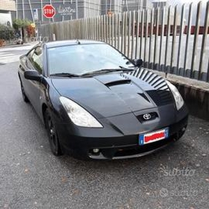 Toyota Celica 7ª serie del 2000 nera sportiva