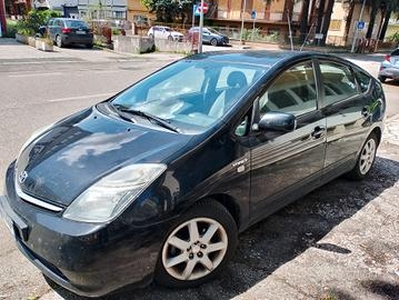 Toyota Prius 1.5i 16V