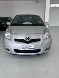 Toyota Yaris 1.4 D-4D DPF 5 porte Sol