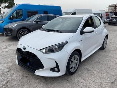 Toyota Yaris 1.5 Hybrid 5 porte Lounge