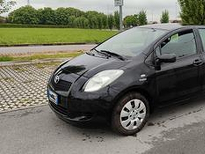 TOYOTA Yaris - 2008