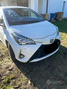 Toyota Yaris hybrid 1.6