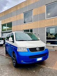 Volkswagen caravelle 2.5 4motion 9 posti