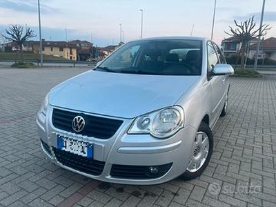 Volkswagen Polo 1.4tdi OK NEOPATENTATI aria condiz