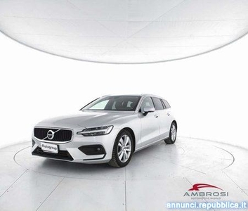 Volvo V60 D3 AWD Geartronic Business Plus - AUTOCARRO N1 Corciano