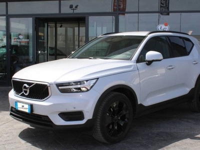 Volvo XC40 2.0 d3 Business Plus awd geartronic Con NAVIGATORE