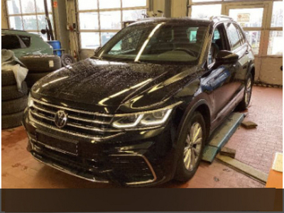 VW Tiguan 1.5 Tsi R-line*navi*panorama*matrix-led*