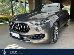 2022 MASERATI Levante