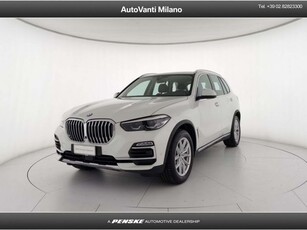 BMW X5 xDrive30d xLine 195 kW