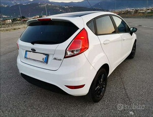 Ford Fiesta 1.4 GPL Black and White Limited Editio
