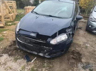 Ford Fiesta incidentata