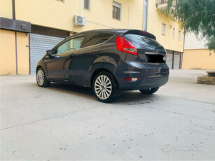 Ford fiesta unico proprietario