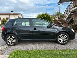 Golf 5 porte Nera