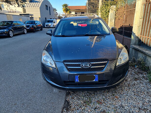 Kia ceed sw 1.4 gpl 2009