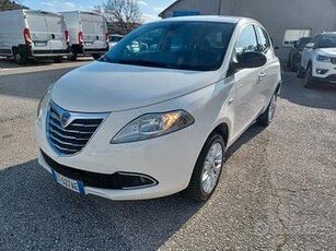 Lancia Ypsilon 0.9 TwinAir 85 CV 5 porte Metano Ec