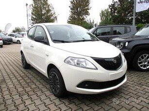 LANCIA Ypsilon 1.0 FireFly 5p S&S Hybrid Silver