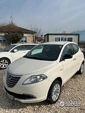 LANCIA YPSILON 1.0CC BENZINA E METANO