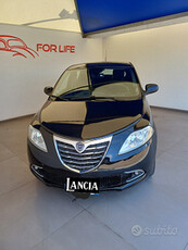 Lancia ypsilon 1.2 silver