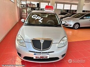 Lancia Ypsilon 1.4 New Oro Ecochic GPL