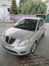 LANCIA Ypsilon POCHI CHILOMETRI