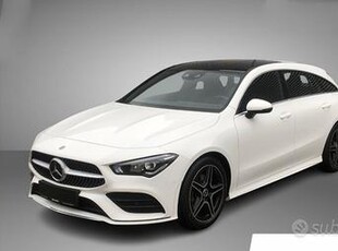 Mercedes-Benz CLA 200 AMG Line LED Panorama