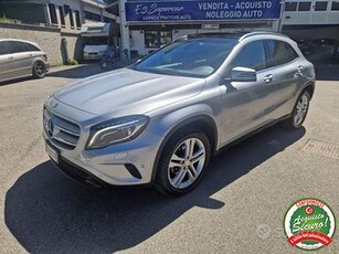 MERCEDES-BENZ GLA 200 d Automatic 4Matic Premium