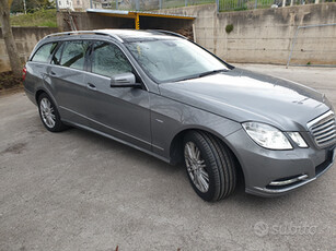 Mercedes e 350 4 matic exclusive blue efficiency