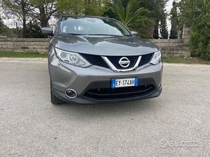 NISSAN Qashqai 1.5cc Diesel 110cv 2015 UNIPROPRIEA