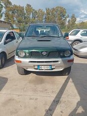 NISSAN Terrano II - 1999