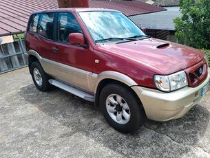 NISSAN Terrano II - 2000