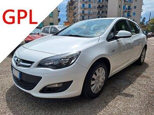 Opel Astra 1.4 GPL 100CV NAVI Cosmo 2015