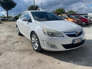 OPEL Astra 1.7 CDTI 110CV 5 porte Cosmo