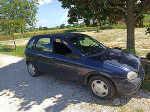 Opel corsa 1999