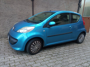 Peugeot 107 1.0 67 benzina