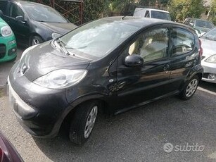 Peugeot 107 1.0 68CV 5p. Plaisir