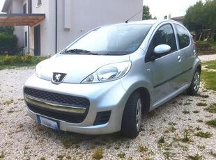 Peugeot 107 - 2009